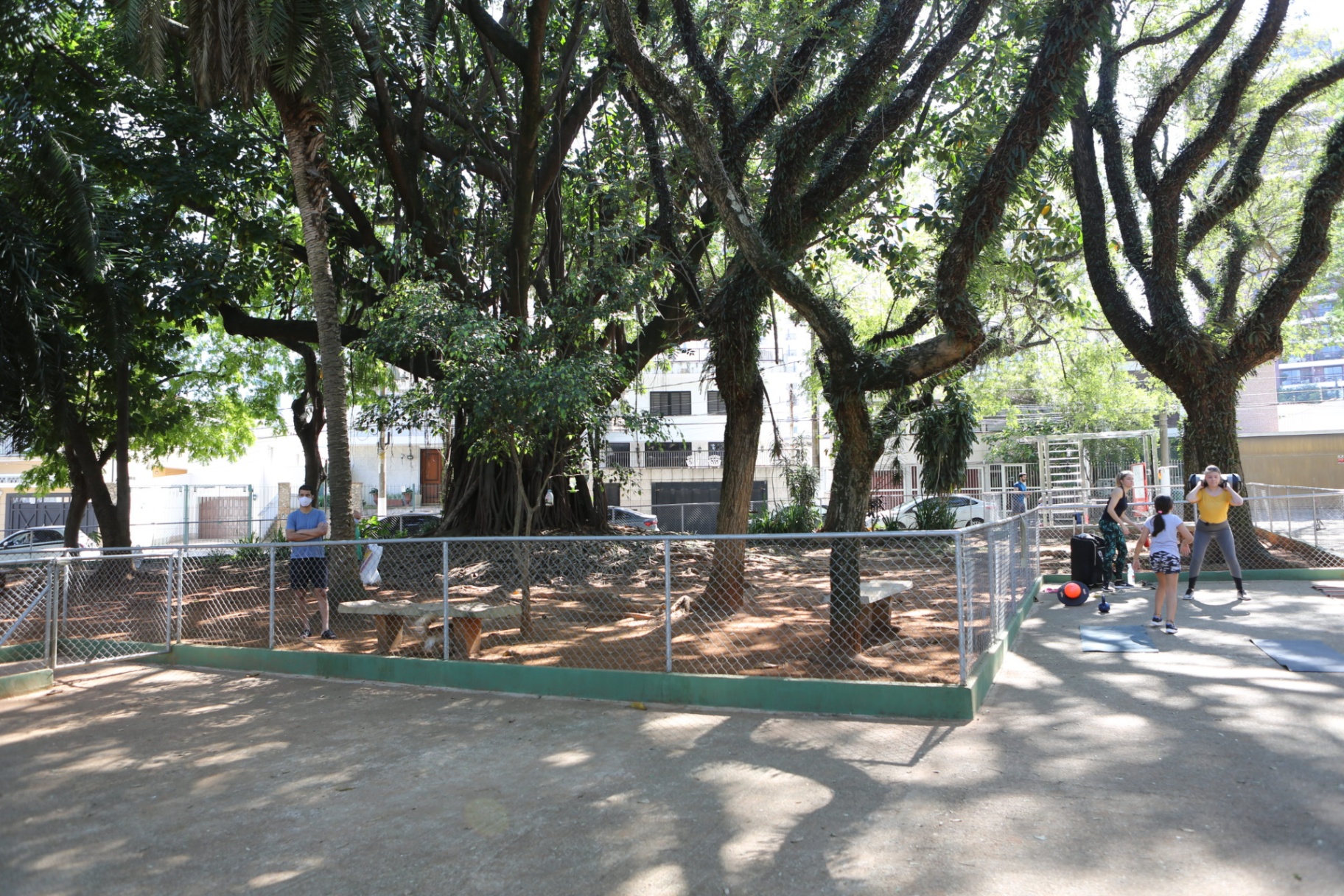 Fotos da Pracinha da Inhambu